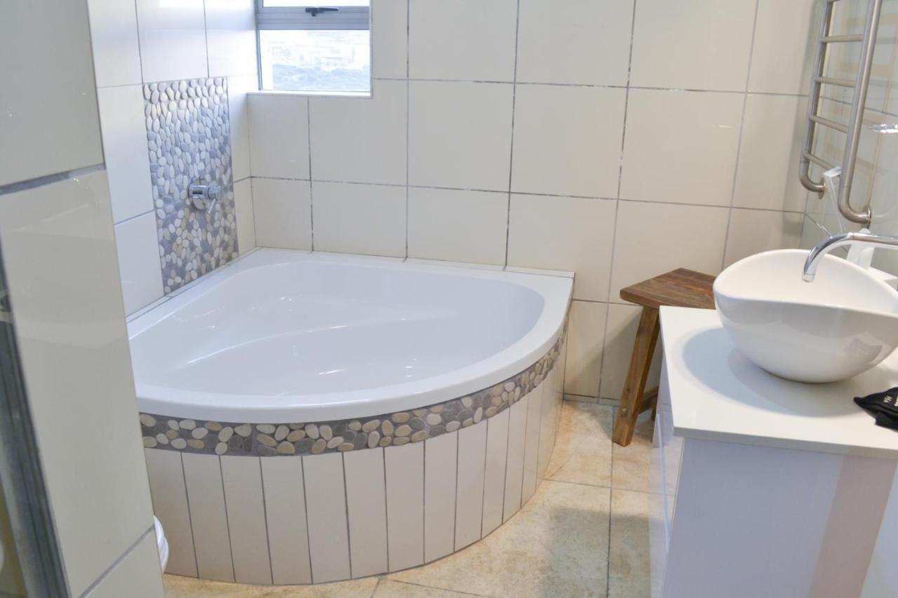 Diaz Ocean View Hotel Моссел-Бей Экстерьер фото